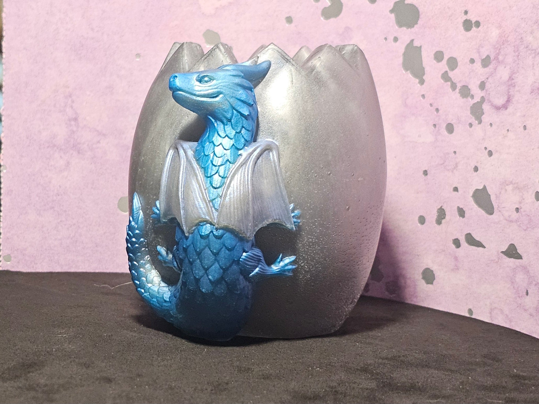 Epoxy Resin Dragon on Eggshell Vase-Blue on Silver