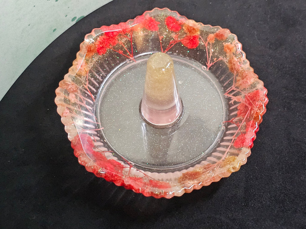 Epoxy Resin Ring Holder- small, round, dried red/pink flowers