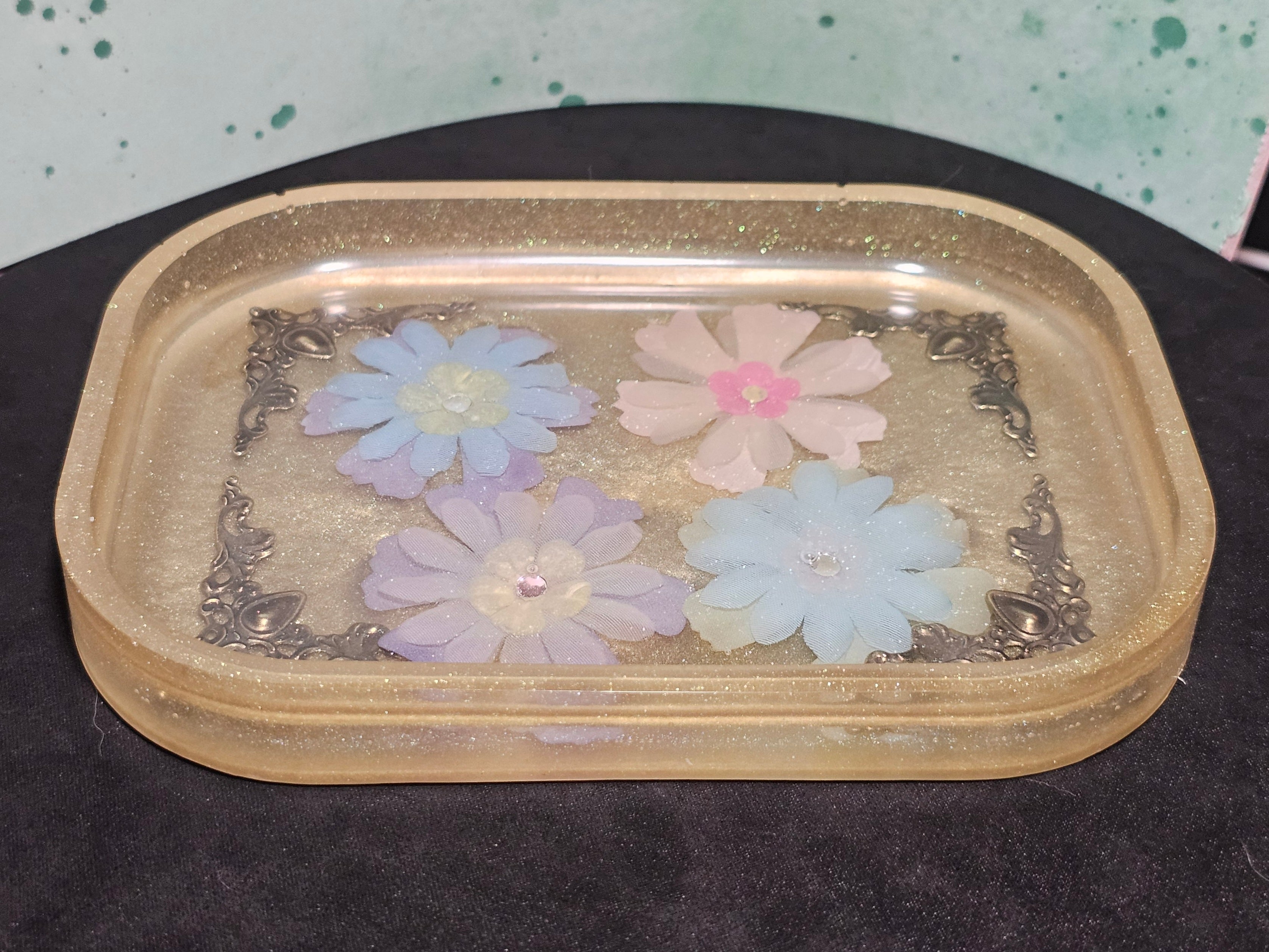 Epoxy Resin Medium Tray-Gold with flowers