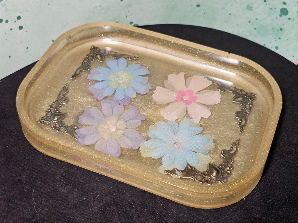 Epoxy Resin Medium Tray-Gold with flowers
