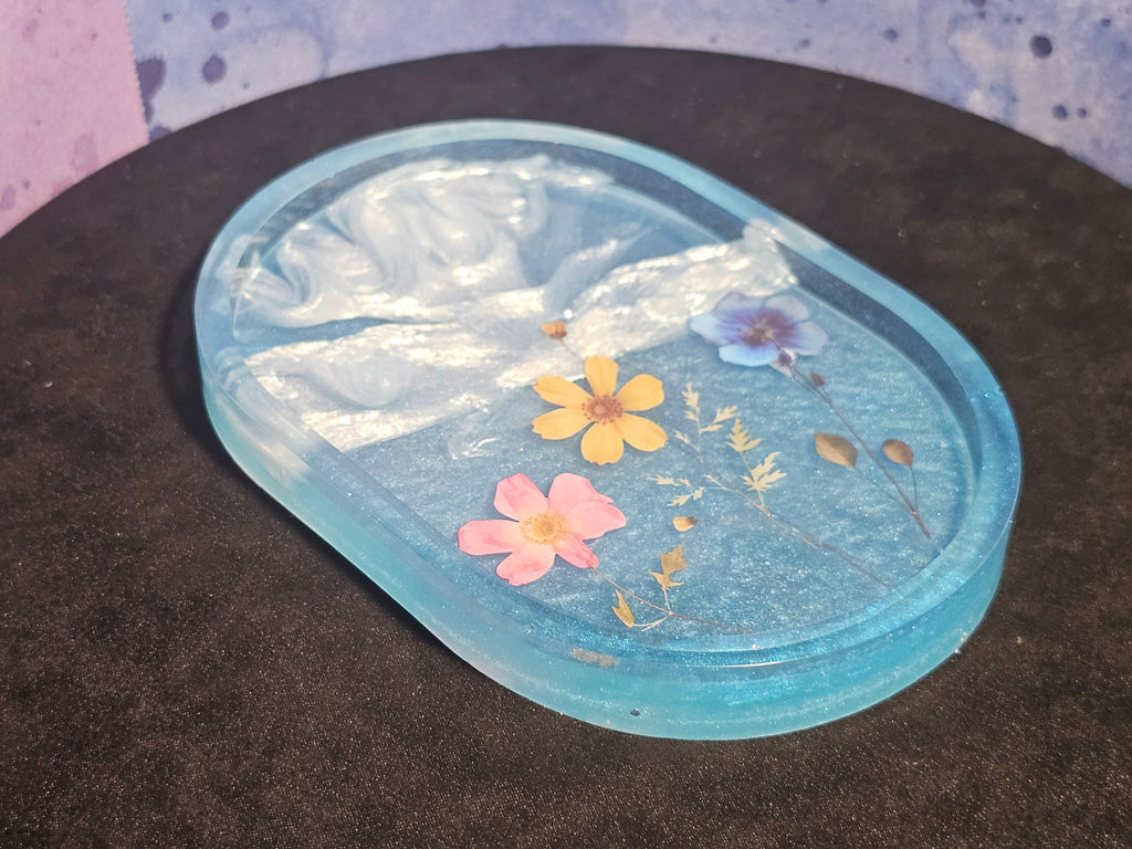 Epoxy Resin Flower Tray-blue with flowers and clouds