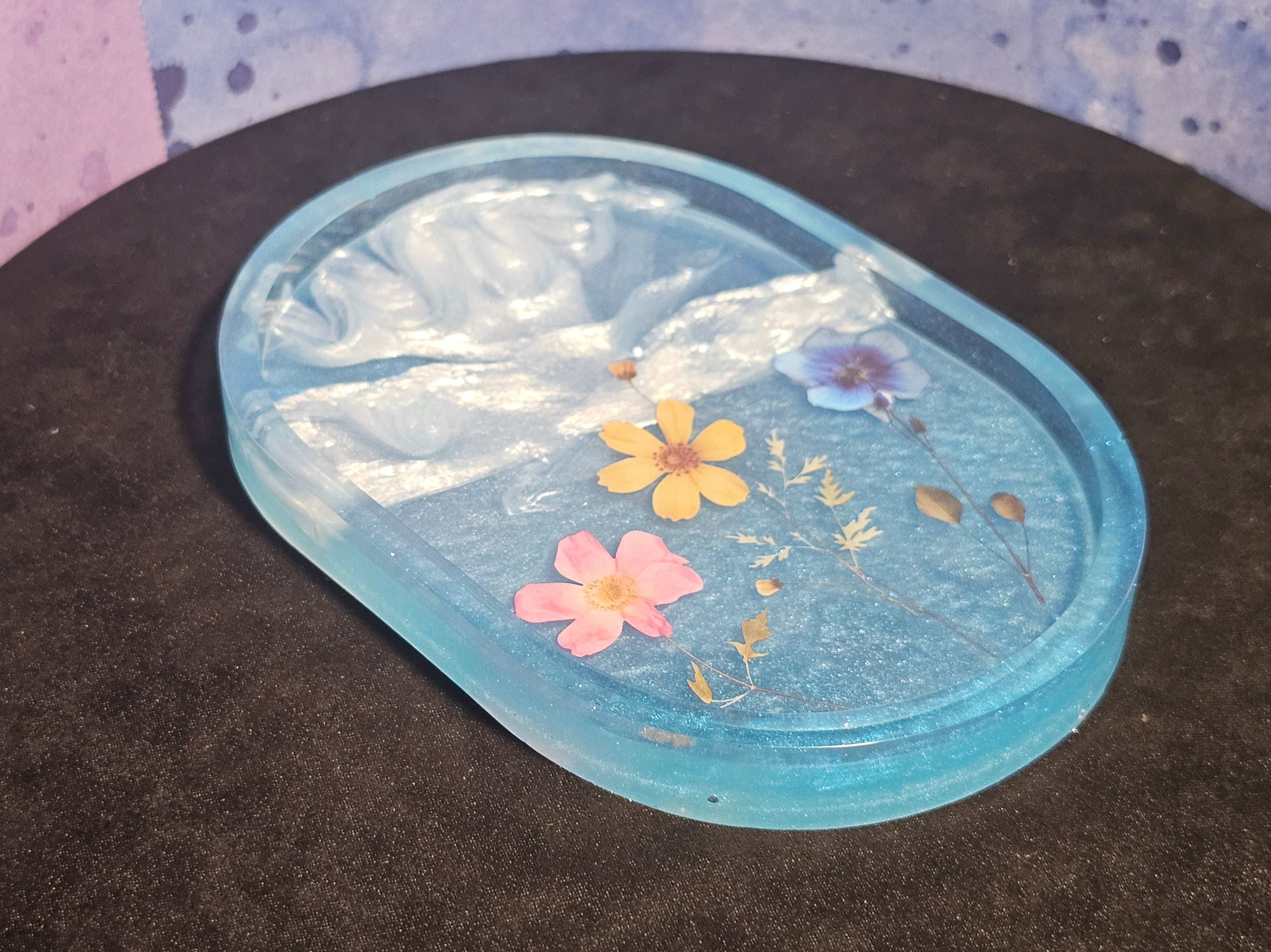 Epoxy Resin Flower Tray-blue with flowers and clouds